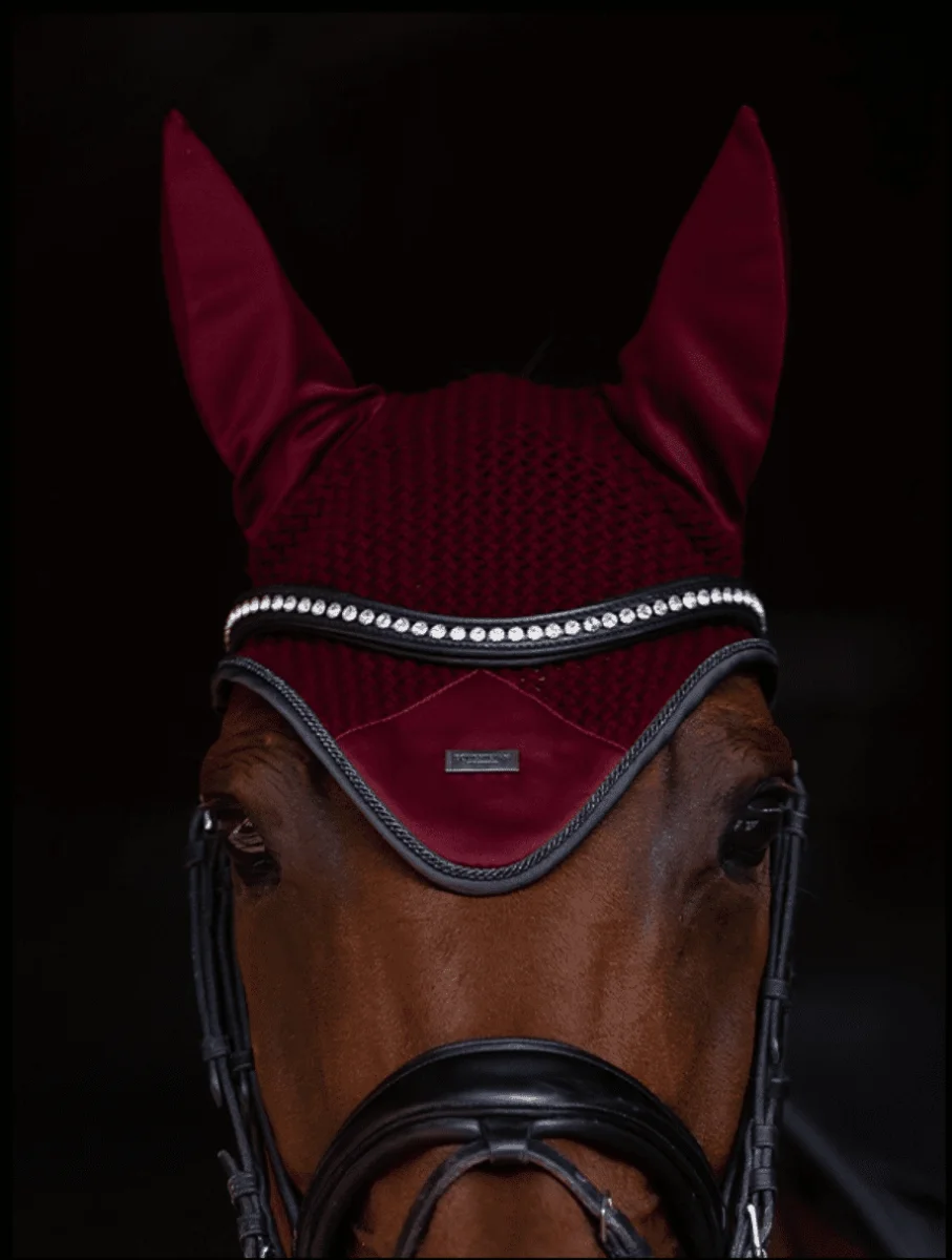 Equestrian Stockholm – Bonnet – Dark Bordeaux – Image 2